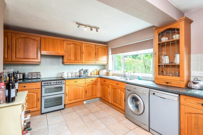 Breakfast Kitchen: