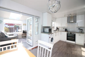 7, Kirton Place, Thornton-cleveleys FY5 3BE
