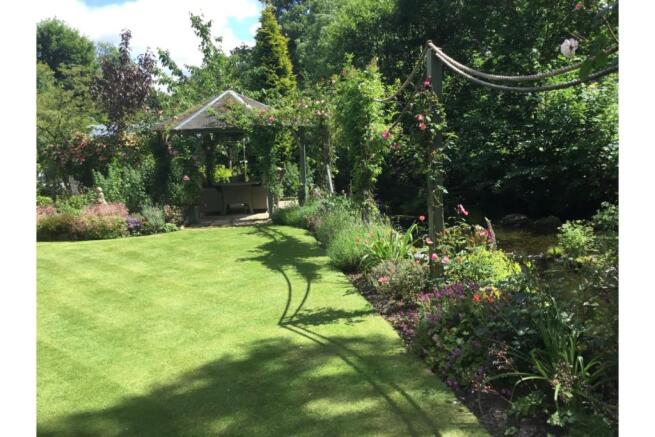 Landscaped  Gardens