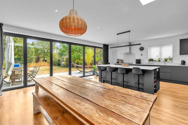 dining kitchen.jpg