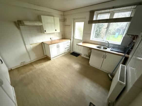 FITTED KITCHEN/DINER