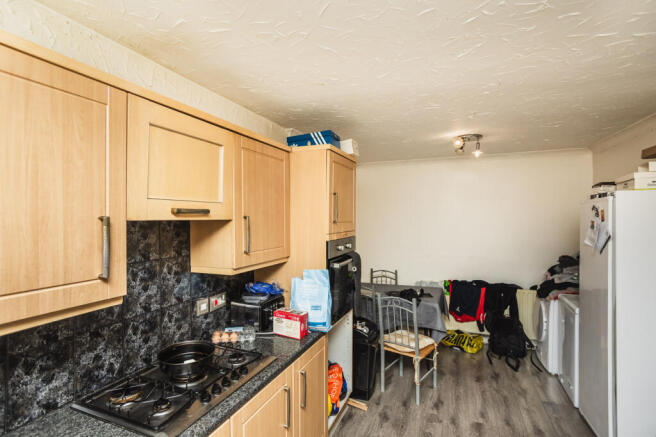 3 bed Terraced for sale Image 5