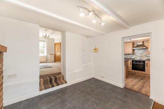 2 bed Terraced for sale Image 8