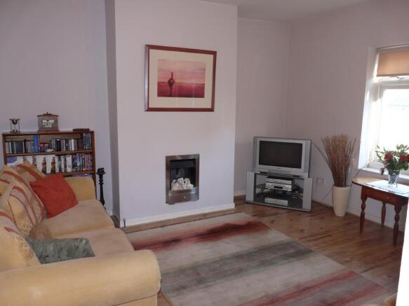 Photo 3