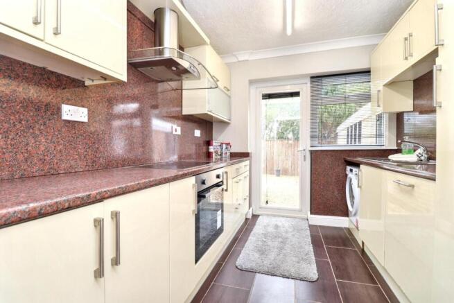 3 bed Semi-Detached for sale Image 7