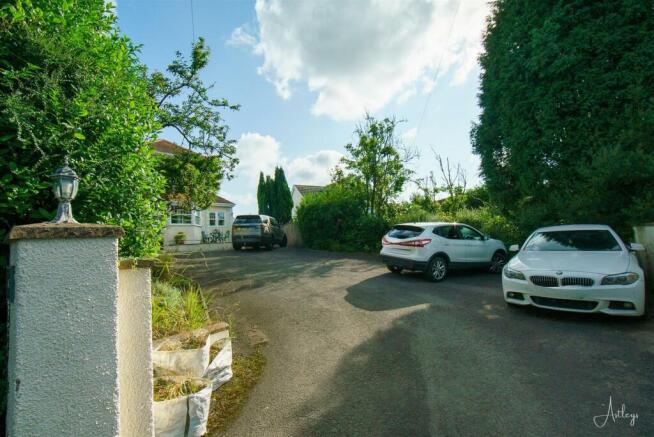 Gower road Driveway 2.jpg