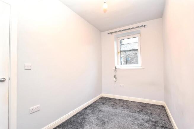 3 bed Terraced for sale Image 10