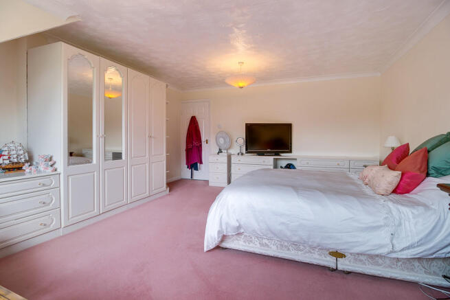 Master Bedroom - ...