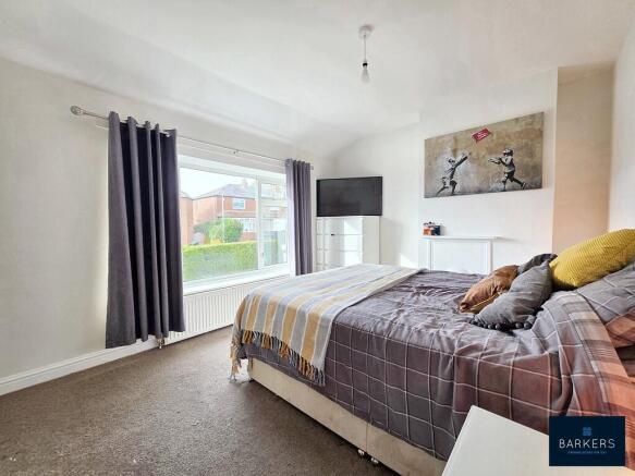 4 bed Town House for sale Image 9
