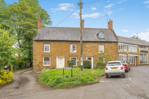 High Street, Hook Norton - No onward chain