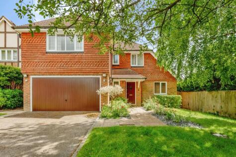 Maynard Close, Copthorne, Crawley