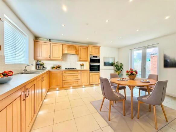 Kitchen  (Proposed)