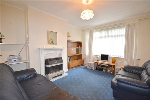 LOUNGE: