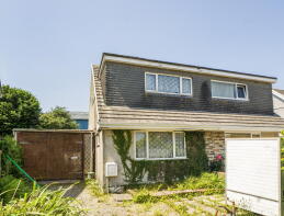 1, Wesley Close, Callington PL17 8EZ