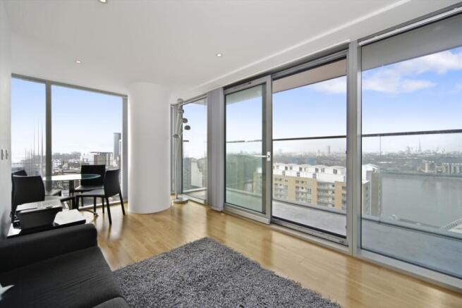 e__J_9136_edited_low