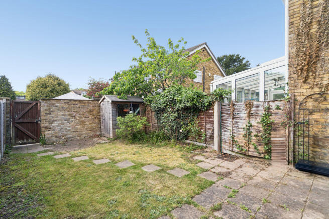 Golden Oak Close, Farnham Common photo 4