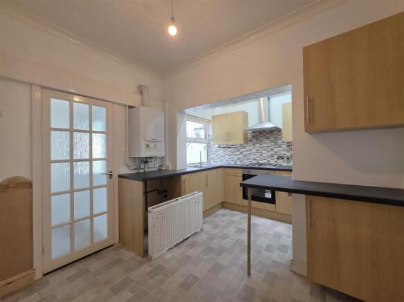 Kitchen new.jpg