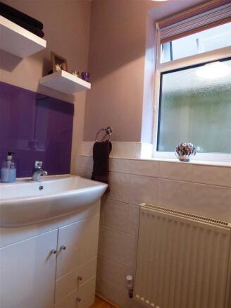 GROUND FLOOR WC