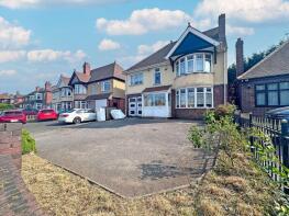 17, Sedgley Road, Woodsetton DY4 8AP