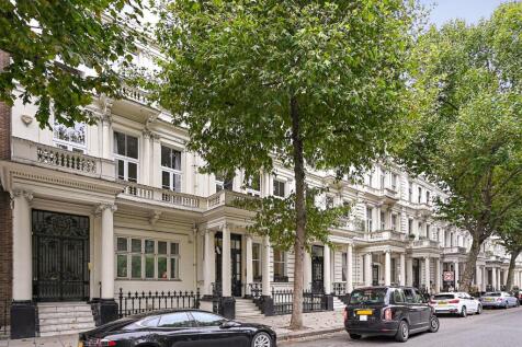 Queen's Gate, London, SW7