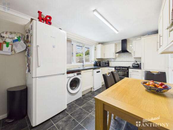 Orchard Close, Stoke Mandeville photo 4