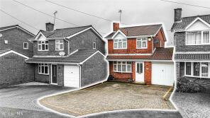 12, Hilliard Close, Bedworth CV12 8TJ