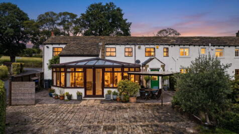 Springfield Cottage, Tong Lane, Tong Village, BD4