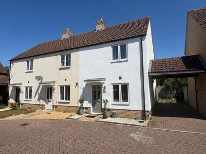 Tennyson Place, Ely, Cambridgeshire