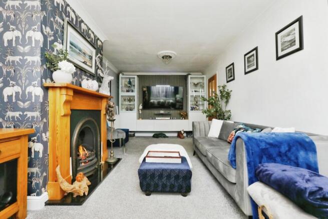 Milton Road, Dinnington, Sheffield, South Yorkshire, S25 photo 4