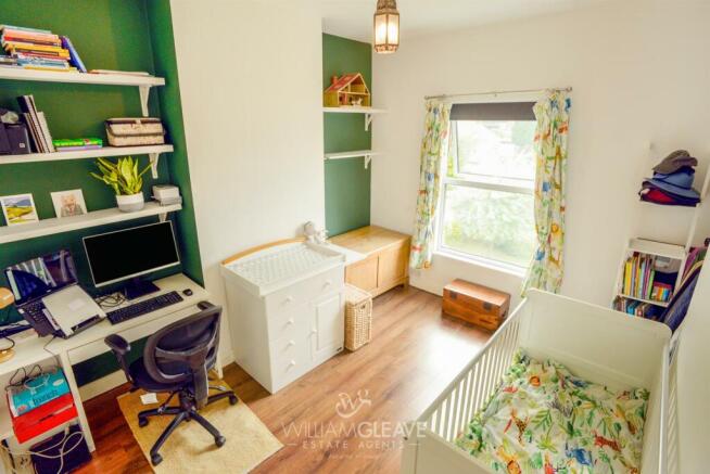 Front Bedroom a.jpg