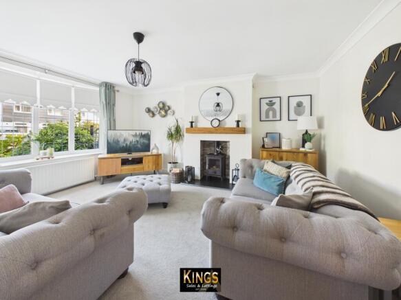 3 bed Semi-Detached for sale Image 8