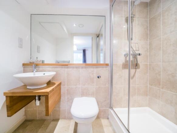 Ensuite