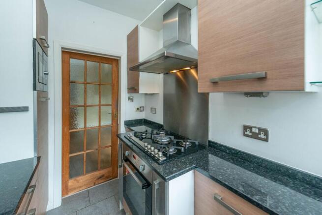 4 bed Terraced for sale Image 6