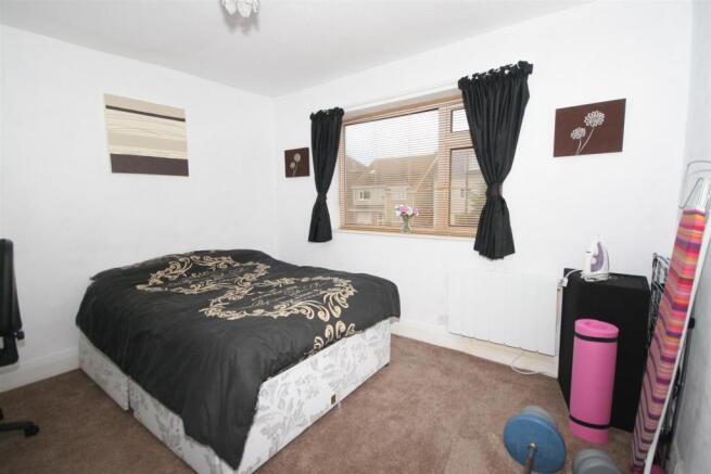 7 ADUR COURT - BED 2 (NEW).JPG