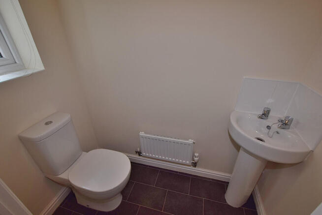 3 bed End of Terrace to rent Image 8