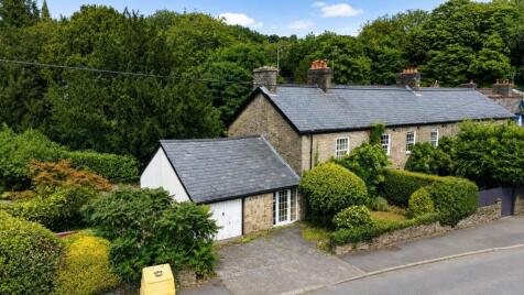 The Square, Llanharan, Pontyclun, Rhondda Cynon Taff. CF72 9NR