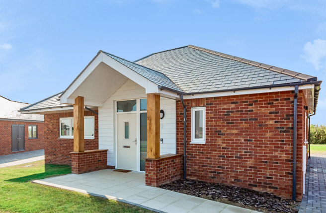 1-bed detached on Waters Avenue,
Burnham-on-Crouch,
CM0, £475,000