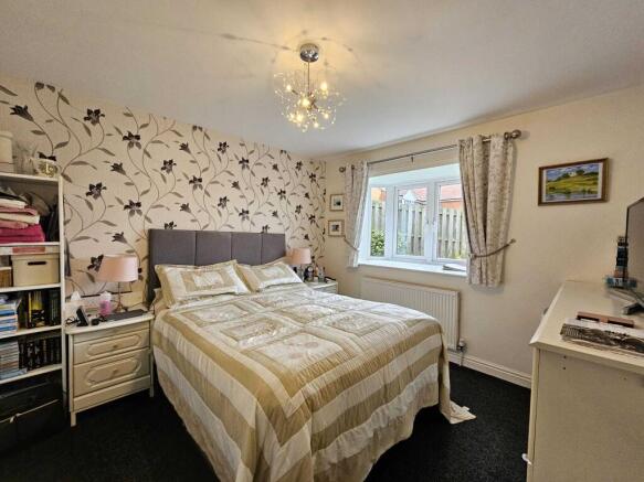 3 bed Detached Bungalow for sale Image 10