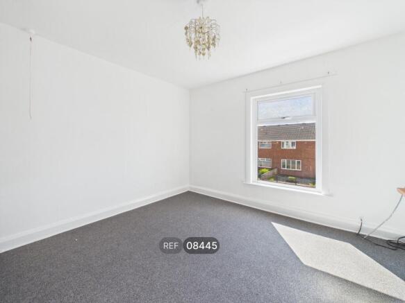 2 bed Terraced to rent Image 12