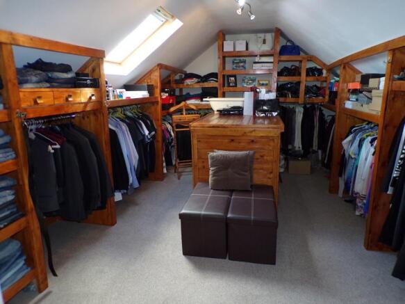 Walk in wardrobe