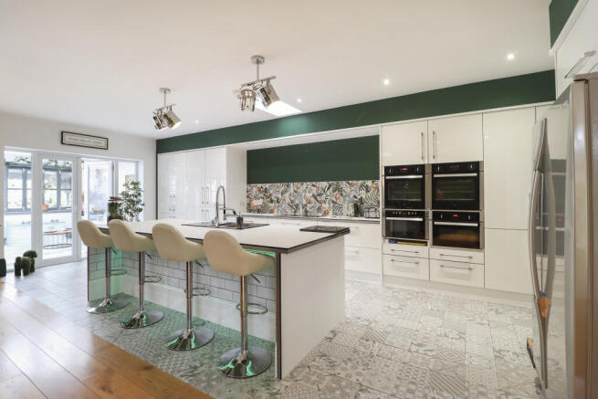 3 bed Detached for sale Image 5