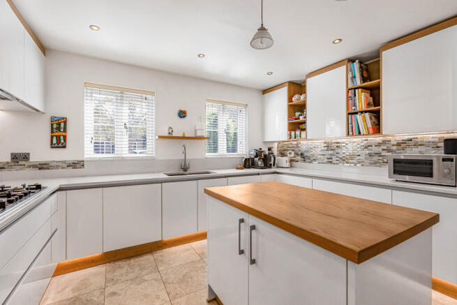 Kitchen/Breakfast Room