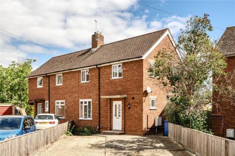 Lambourne Crescent, Bicester