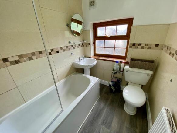2 bed Semi-Detached for sale Image 8
