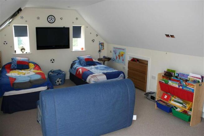 Photo 11