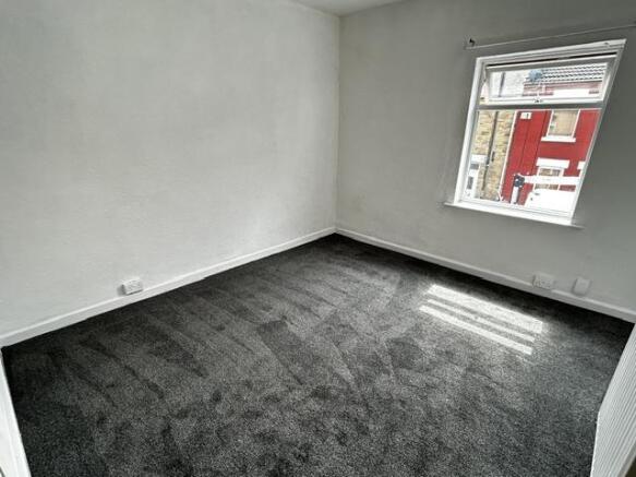 2 bed Terraced for sale Image 5