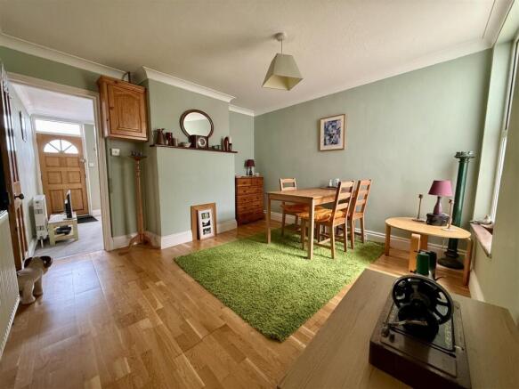 Dining Room: