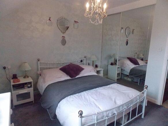 add master bed...