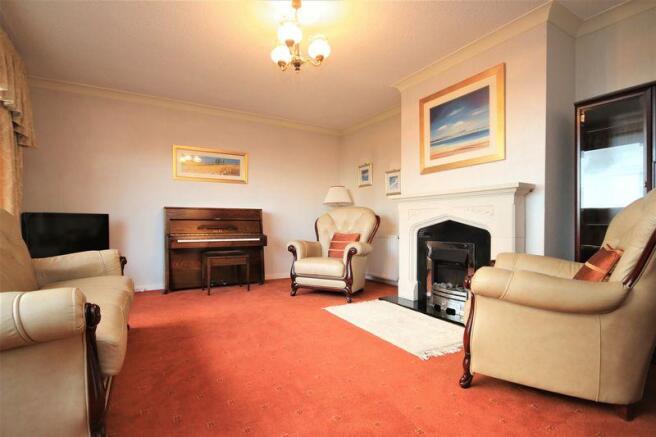 Living Room (2)