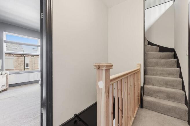 3 bed Terraced for sale Image 12